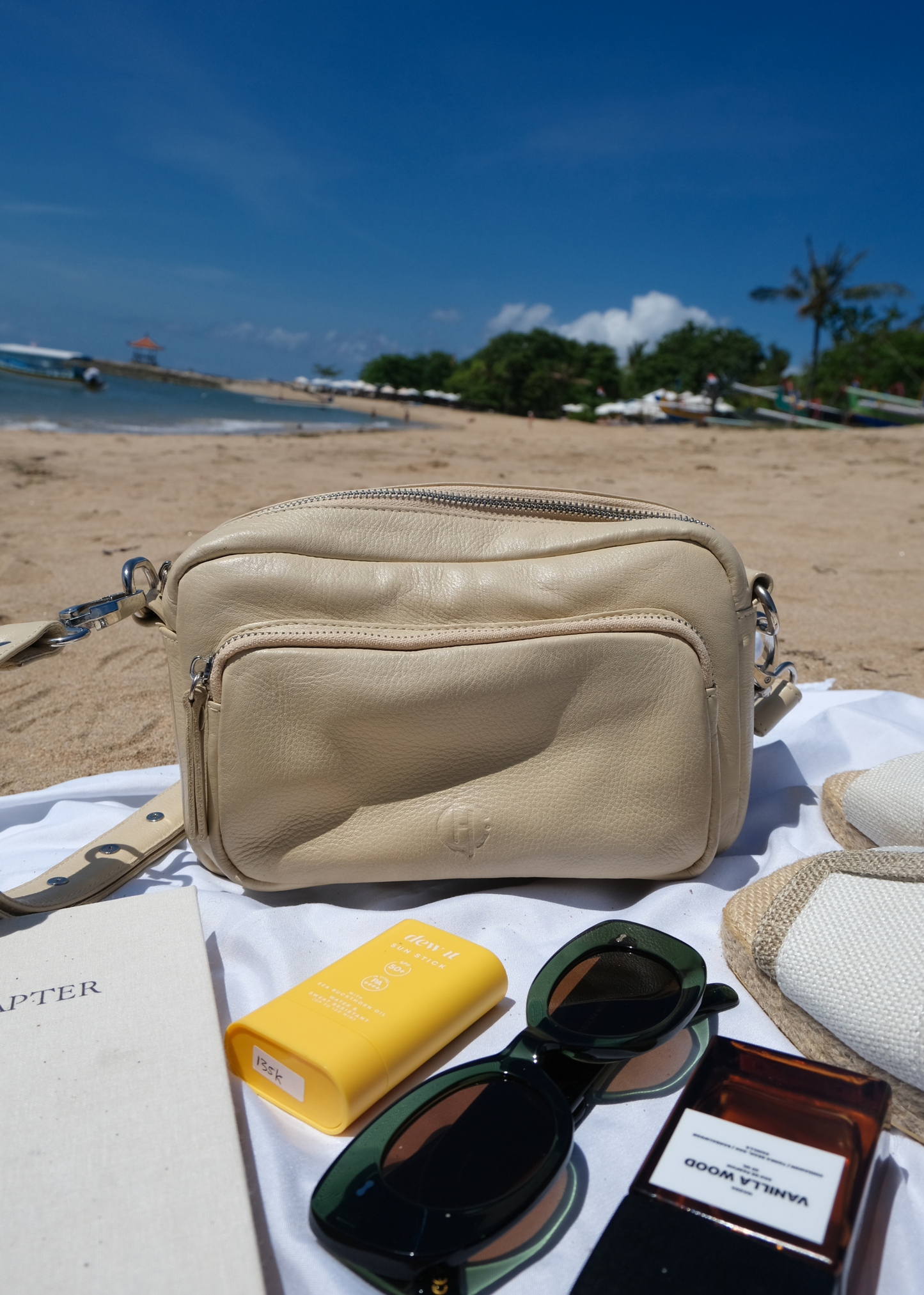 Geneva Cross Body in Creme