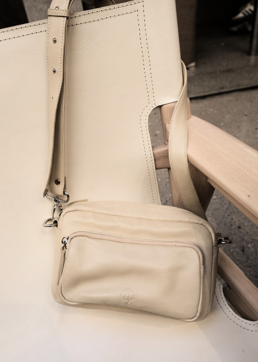 Geneva Cross Body in Creme