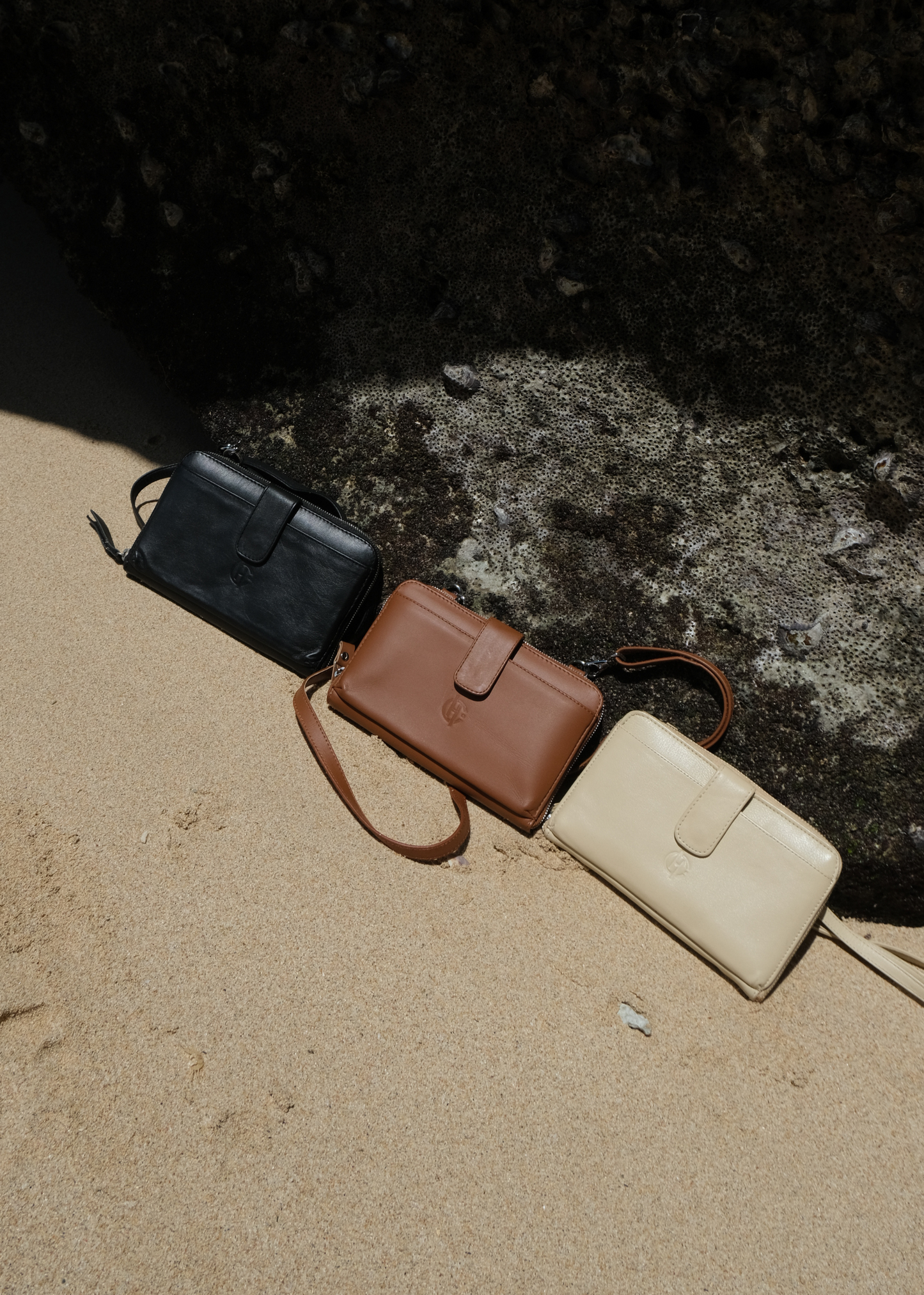 Geneva Wallet Sling in Brown