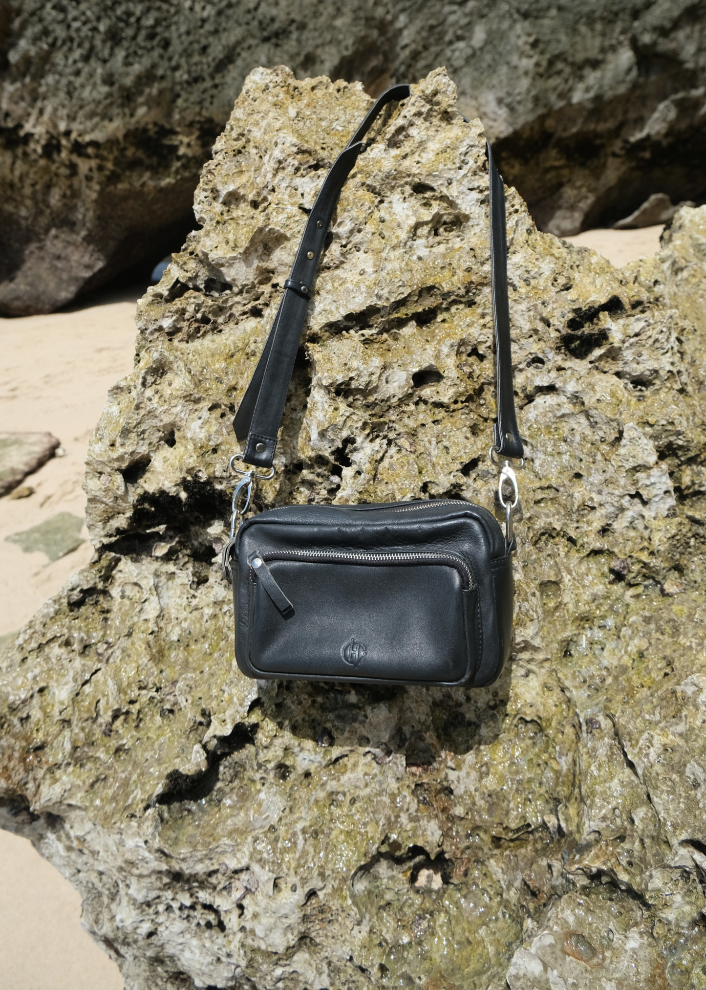 Geneva Cross Body in Black