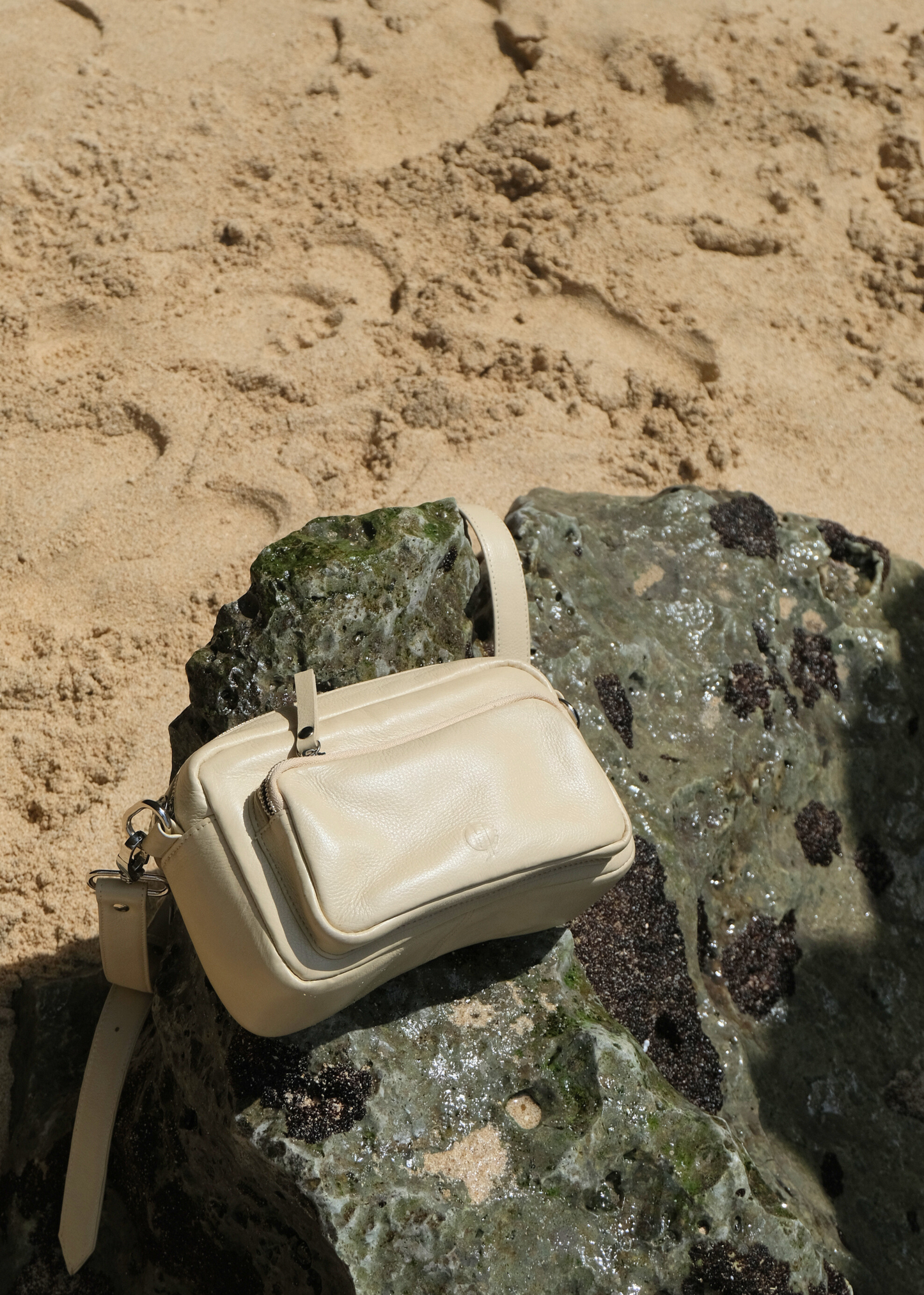 Geneva Cross Body in Creme