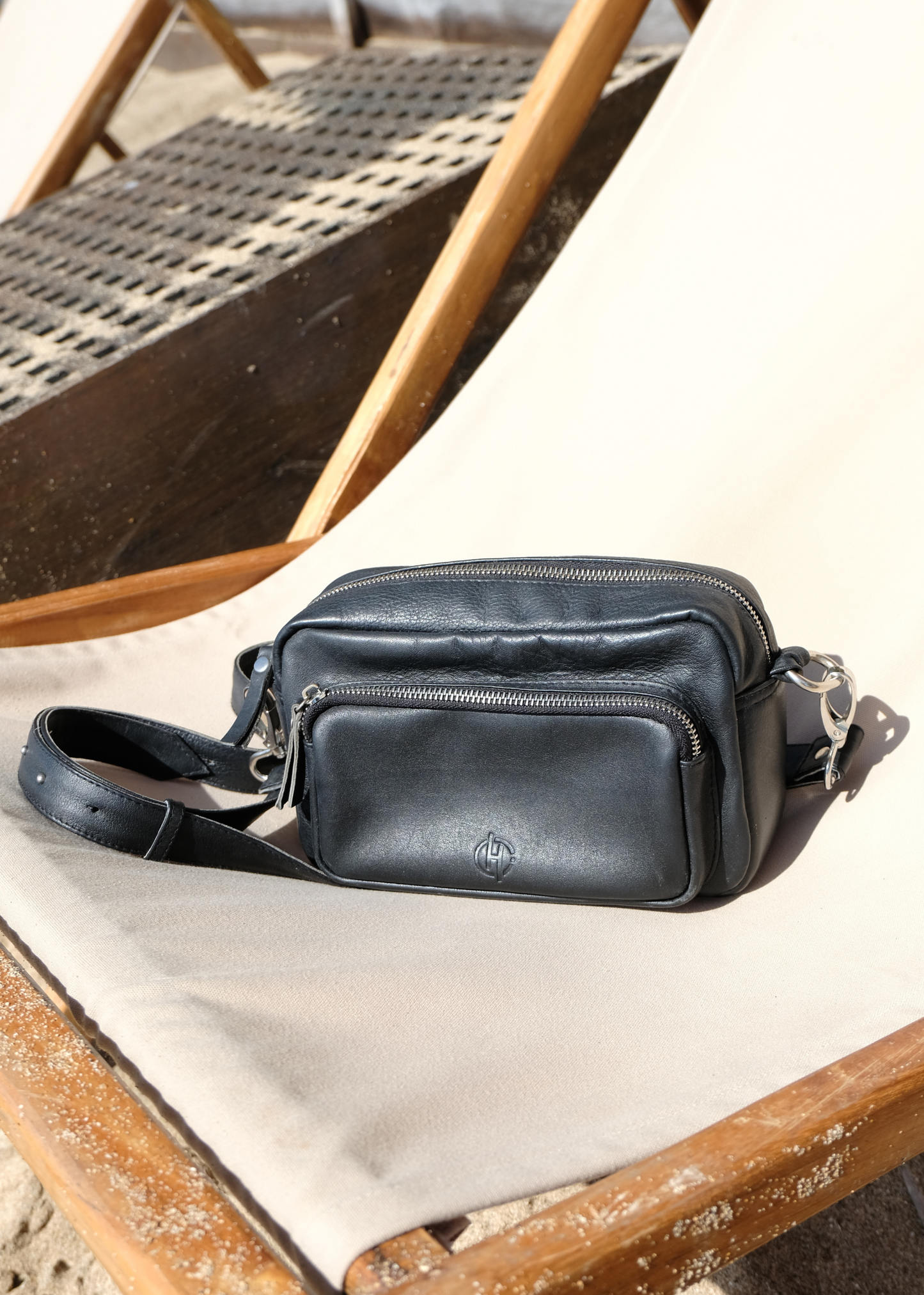 Geneva Cross Body in Black