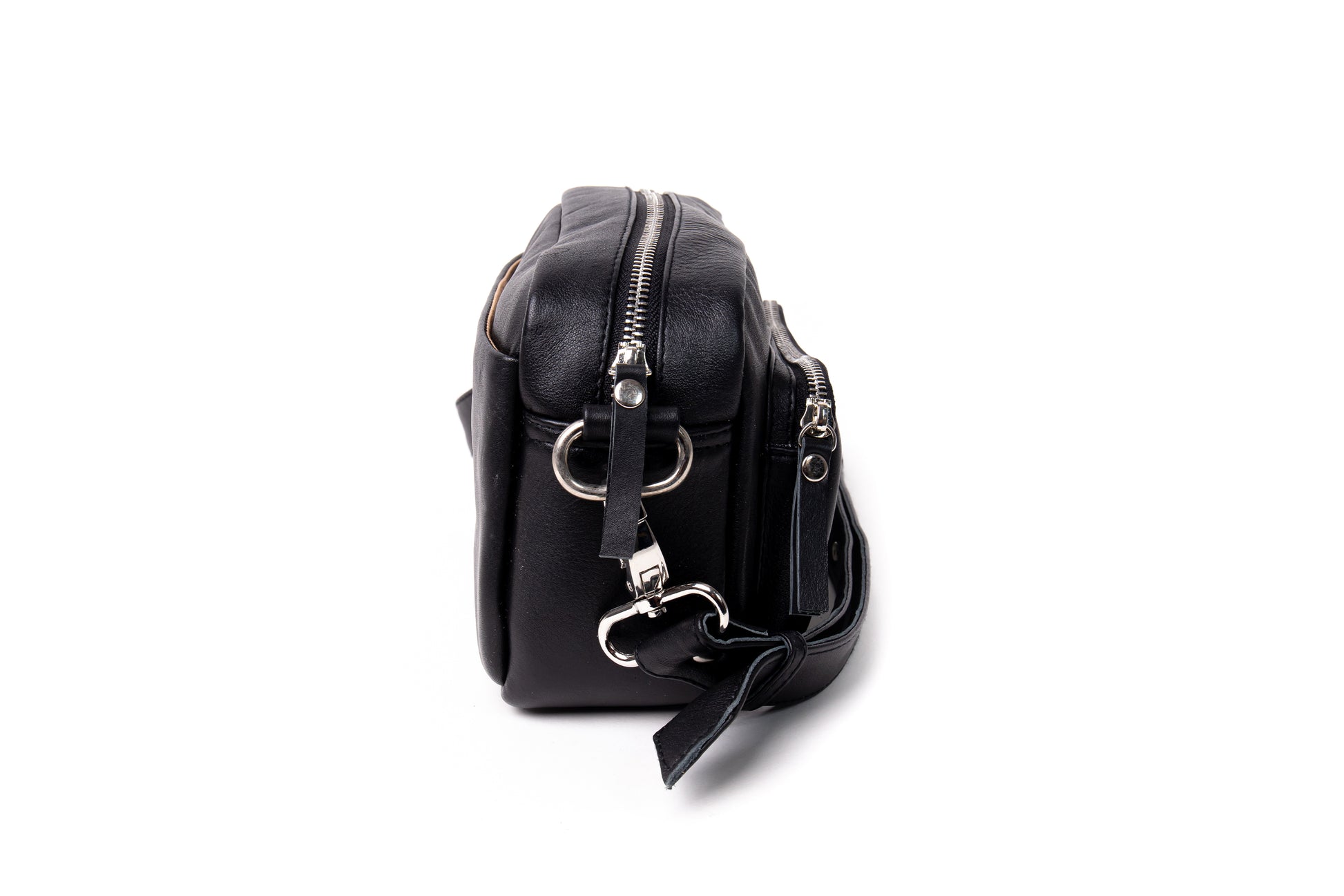 Geneva Cross Body Sling Leather Bag in Black