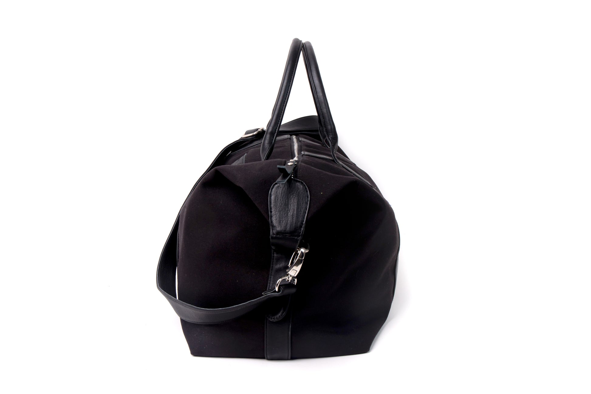 Caba Duffle Weekender Leather Bag in Black