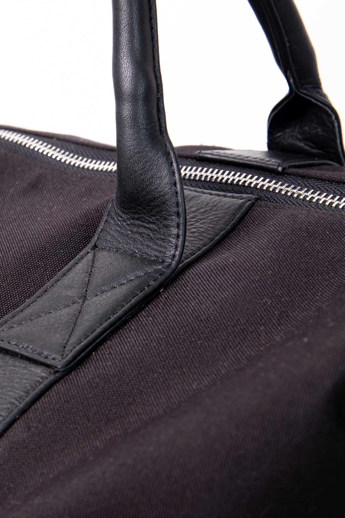 Caba Duffle Weekender Leather Bag in Black