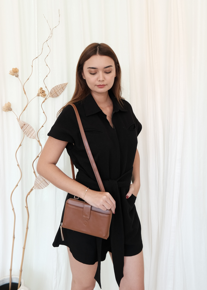 Geneva Wallet Sling in Brown