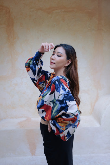 Flores Long Sleeve Jacket Top in Blue