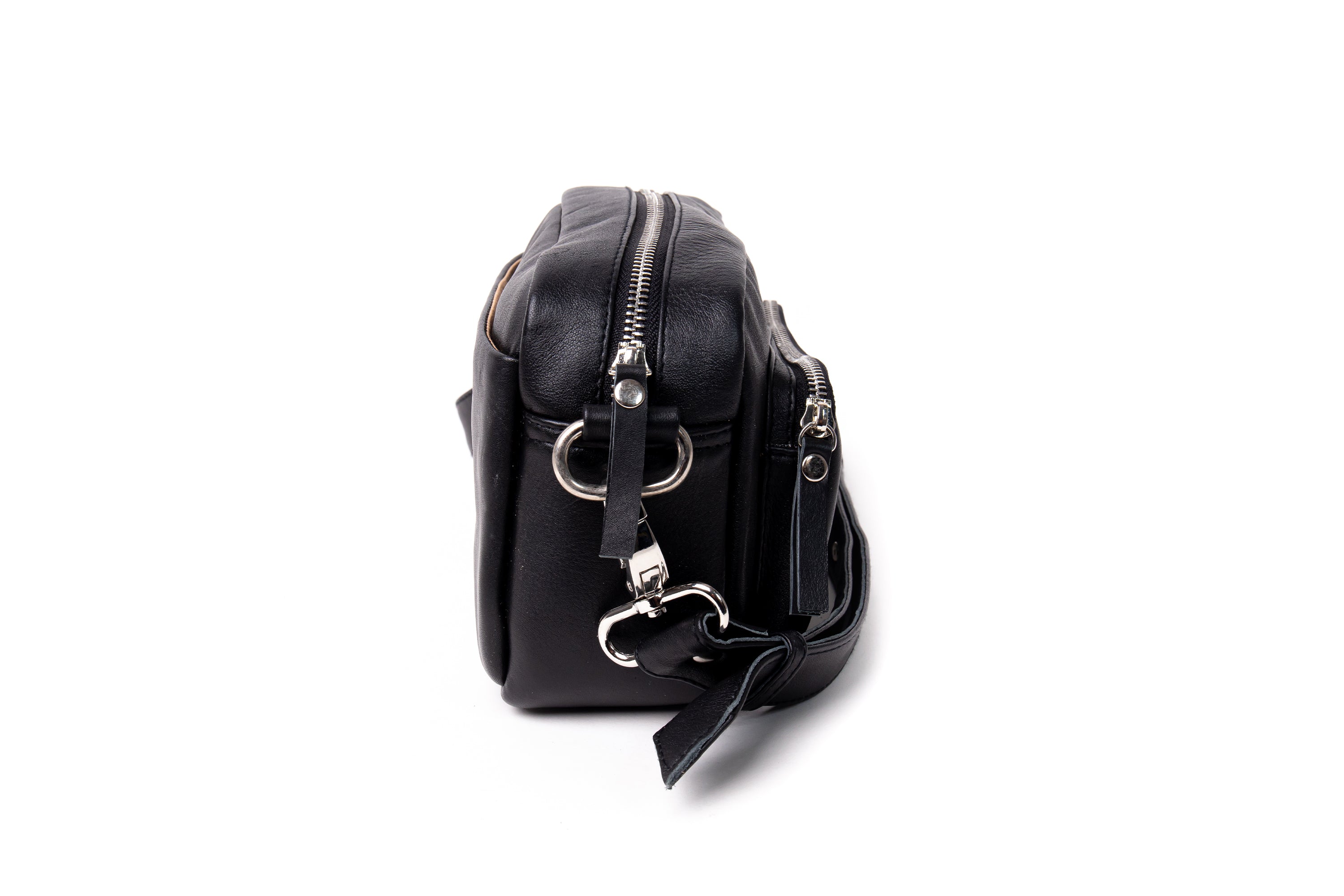 Geneva Cross Body Sling Leather Bag in Black